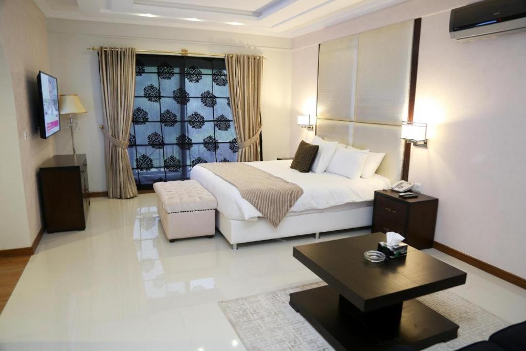 Grace Boutique Hotel Islamabad Bagian luar foto